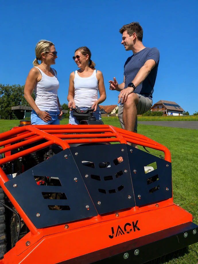 Jack Flail remote-controlled flail mower detail view
