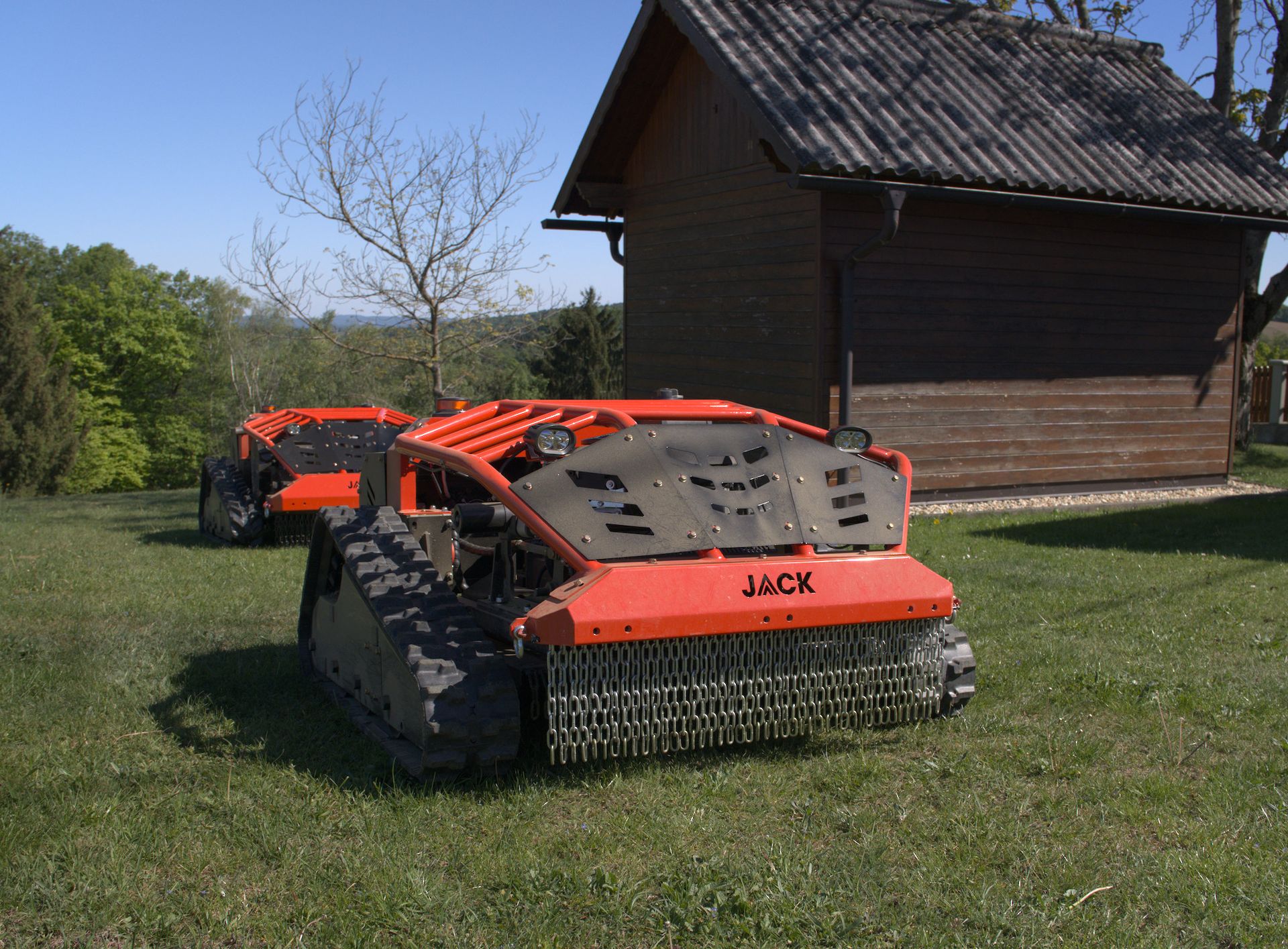 JACK Mulcher nach Einsatz in der Grünfläche